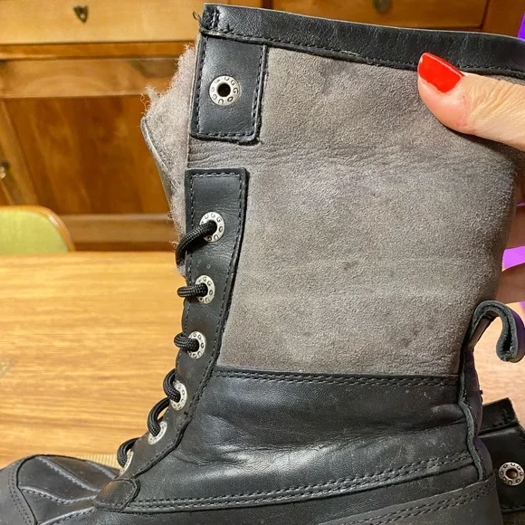 UGG boots - Picture 6 of 16